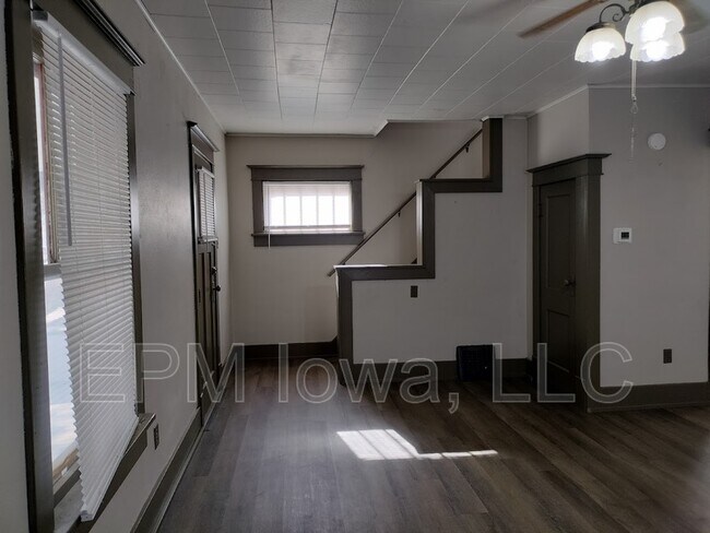 Building Photo - 1125 Ackermant St