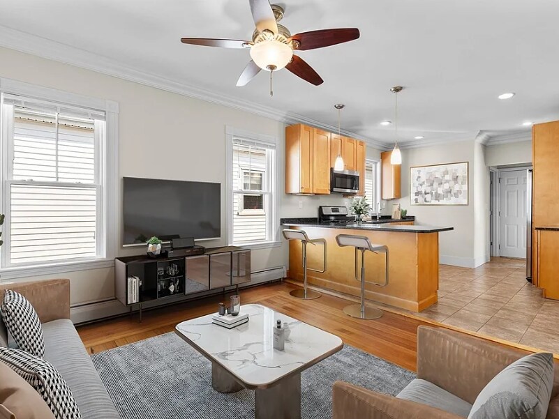 Foto principal - 11 Woodlawn St