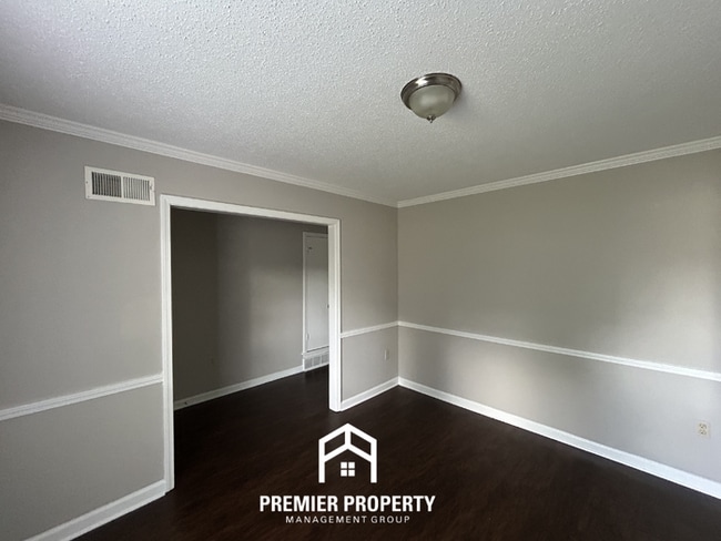 Photo - Stunning 3BR/2BA Near Southwind | 2,079 Sq Ft, Built-Ins, Fireplace & Covered Patio House