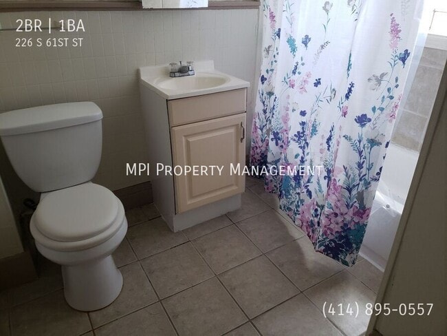 Foto del edificio - 226 S 61st St