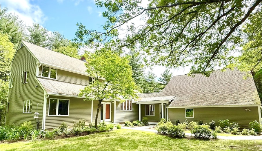 Foto principal - 350 College Rd