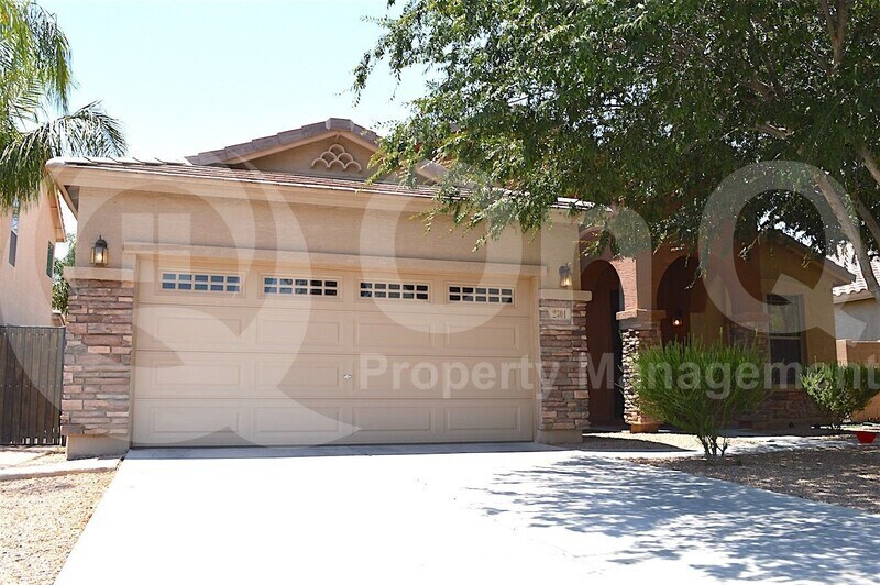 2301 E Renegade Trail, Queen Creek, AZ 85143 House Rental in Queen