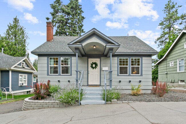 Recepción - 307 E 29th Ave