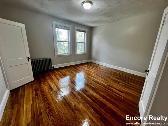 Foto del edificio - 169 Campbell Ave