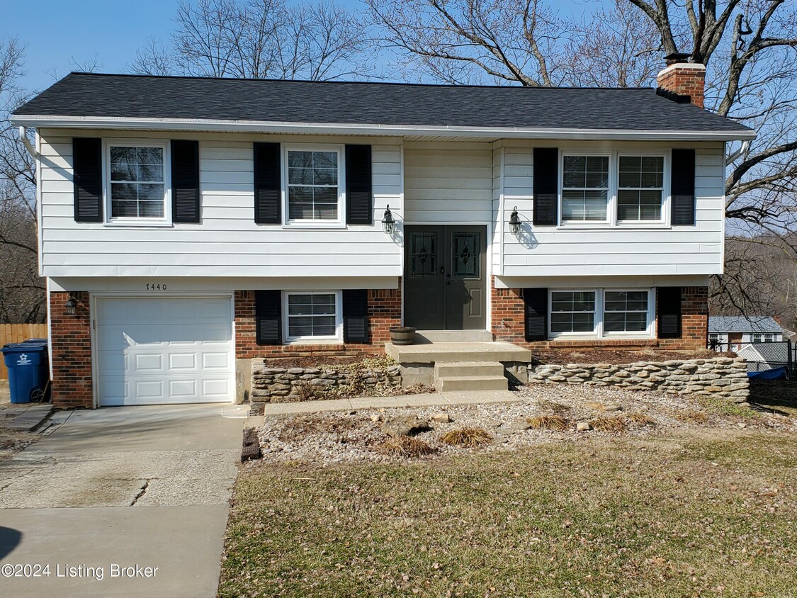 Primary Photo - 7440 E Orchard Grass Blvd