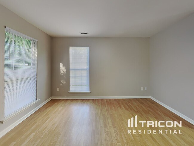 Foto del edificio - 104 N Tanninger Rd