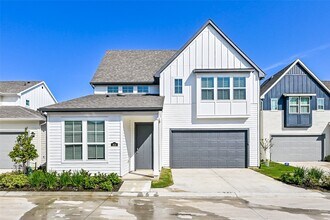 Building Photo - 9835 Willow Creek Commerce Dr