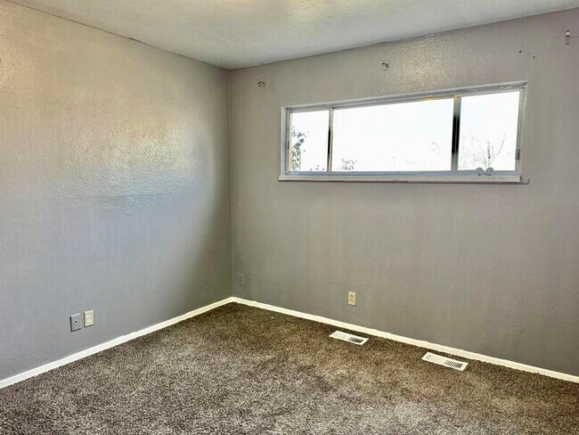 Foto del edificio - 4728 S 4180 W