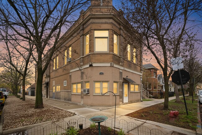 Foto del edificio - 2900 N Richmond St