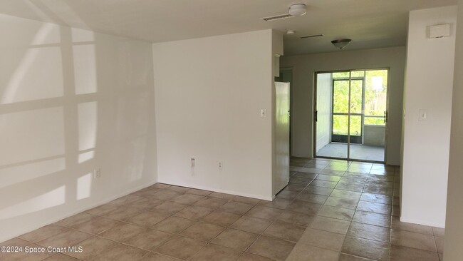 Building Photo - 755 Lunar Lake Cir