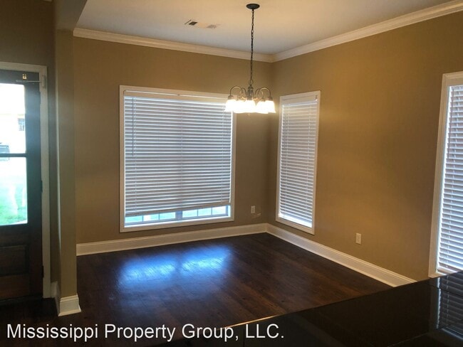 Building Photo - 3 br, 2.5 bath House - 302 Shumard Cove