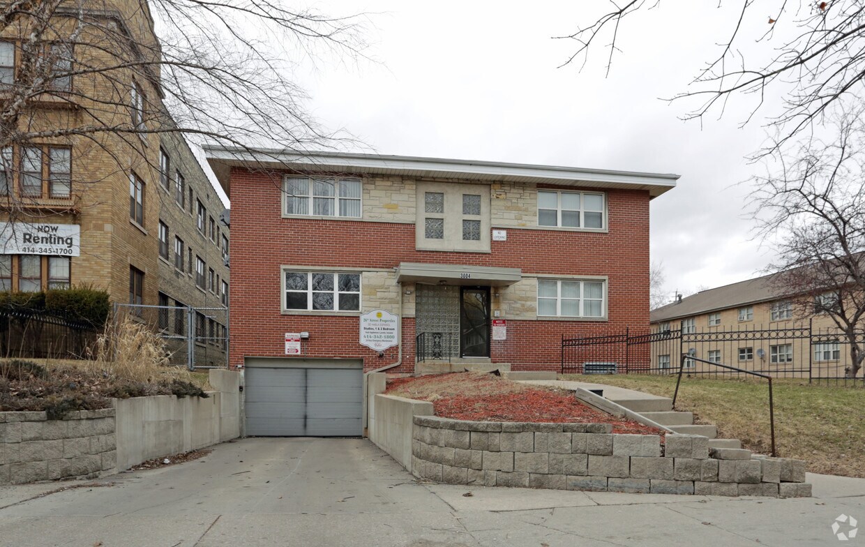 Foto del edificio - 3004 W Wells St