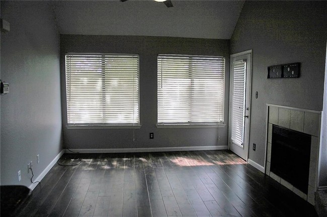 Building Photo - 1712 Baird Farm Cir