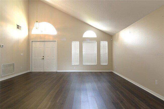 Building Photo - 13654 Waterhouse Way