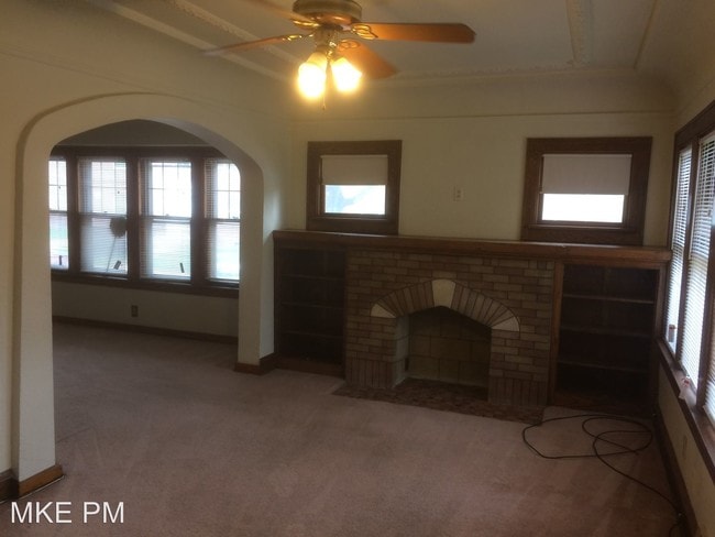 Building Photo - 2400 N 53rd St