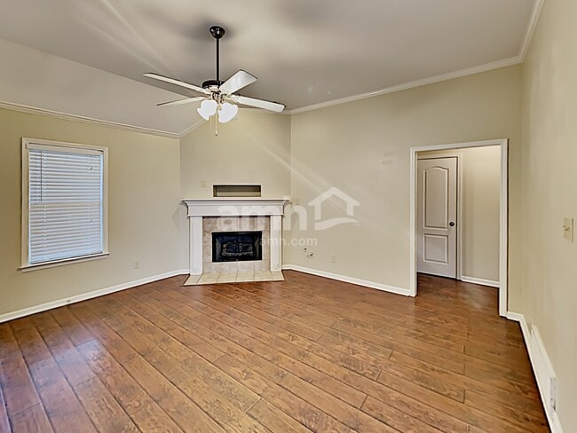 Building Photo - 1123 Tara Dr