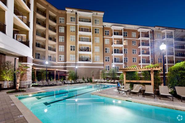 Windsor At Brookhaven Rentals Atlanta Ga Apartments Pool Windsor At Brookhaven