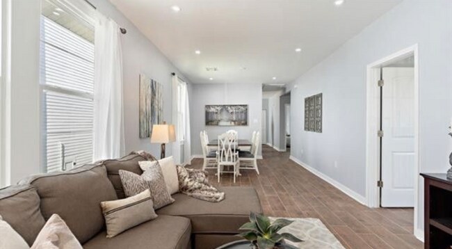 Foto del edificio - 2425 Allen St