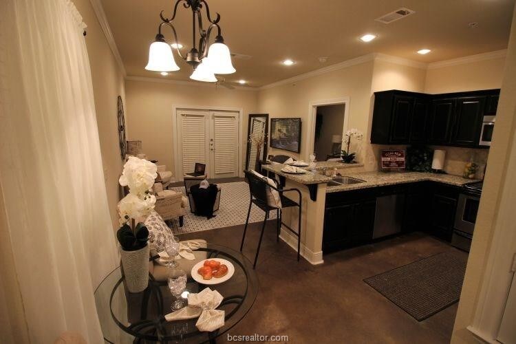 1270 Harvey Mitchell Pkwy S Unit 311, College Station, TX 77845