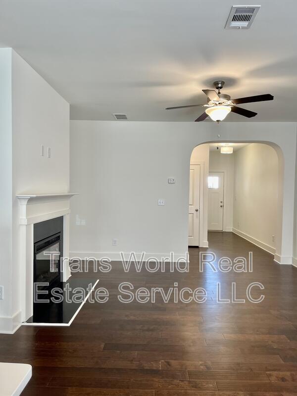 Foto del edificio - 175 N Auburn Landing Pl