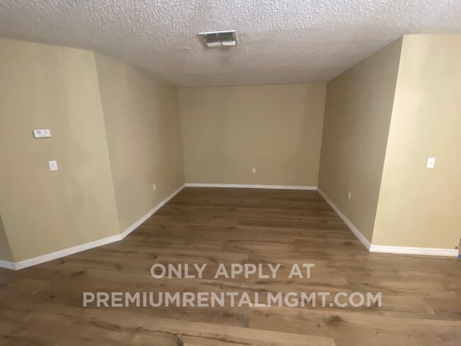 Foto del edificio - 5021 Ashford Falls Ln