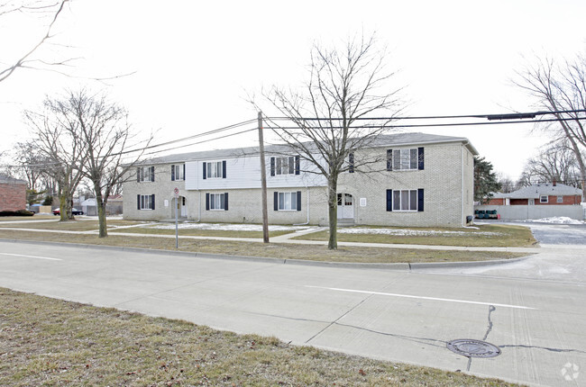 Building Photo - Michael Arms Apartments