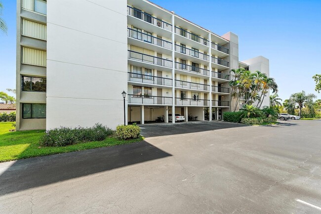 Building Photo - 1605 S US Hwy 1