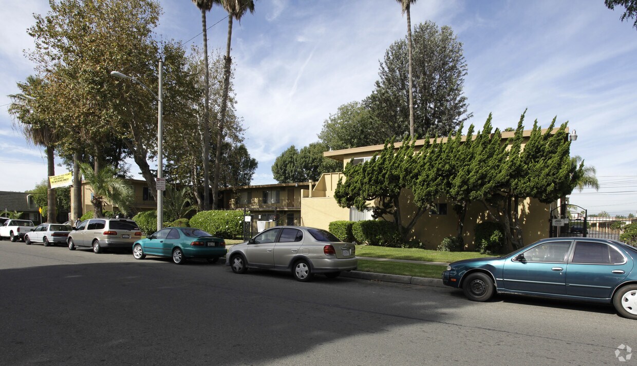 Foto del edificio - Glen Forest Apartments