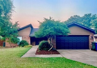 Building Photo - 4138 Buckthorn Ct