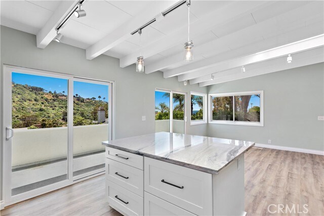 Building Photo - 1435 Bluebird Canyon Dr