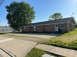 Building Photo - 707 N Center St