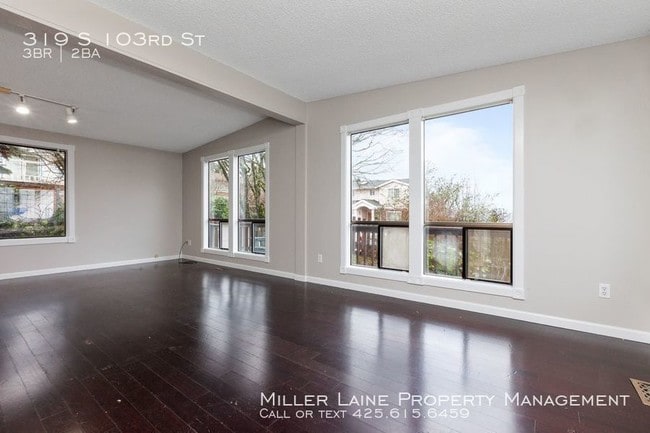 Building Photo - Beautiful 3bd/2ba views of Seatlle!