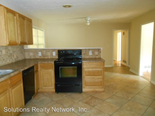 Building Photo - 6301 Stillwater Dr