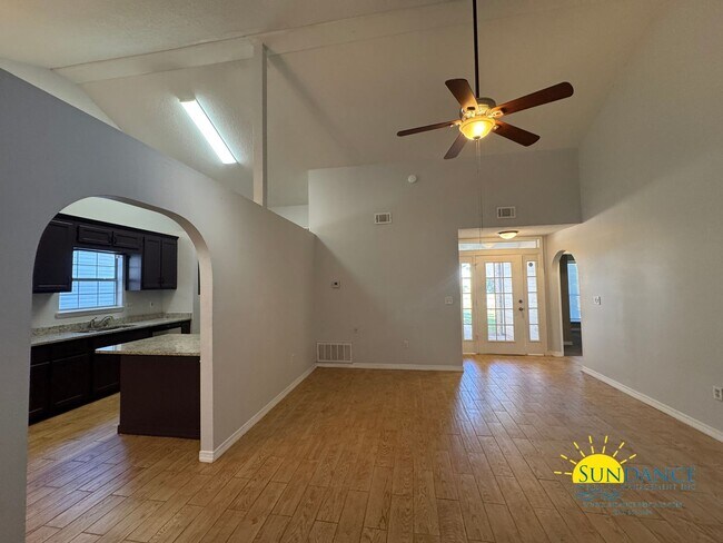 Foto del edificio - Charming 3-Bedroom Home in Indigo Village,...