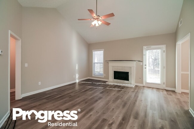 Building Photo - 1530 Range Heights Terrace