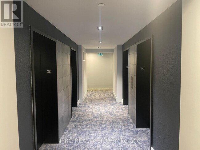 Building Photo - 4130-4130 Parkside Village Dr