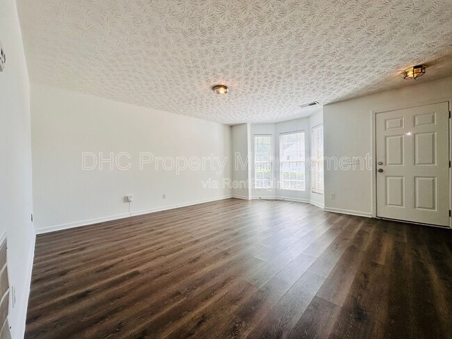Building Photo - 5607 Strathmoor Manor Cir