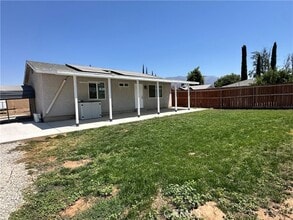 Building Photo - 1094 Donna Ln