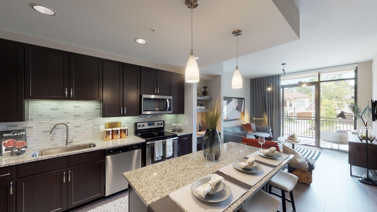 Photo - 901 Memorial City Way-6.115