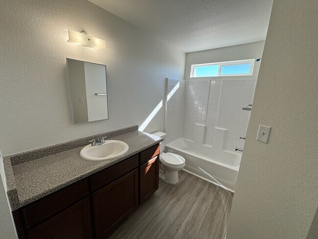 Foto del edificio - 7513 E 45th St