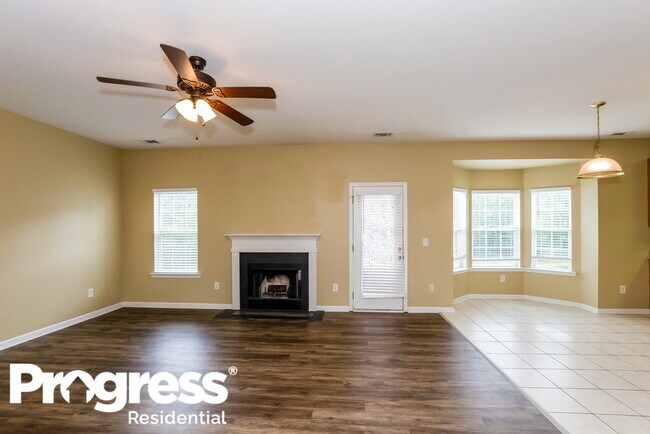 Foto del edificio - 2044 White Cedar Ln