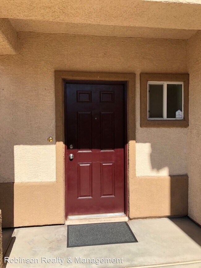 Foto del edificio - 4 br, 2.5 bath House - 4912 Crusoe Creek Ct.
