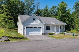 Building Photo - 30 Copley Dr