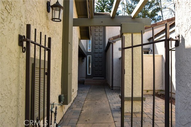 Building Photo - 6584 E Paseo Diego