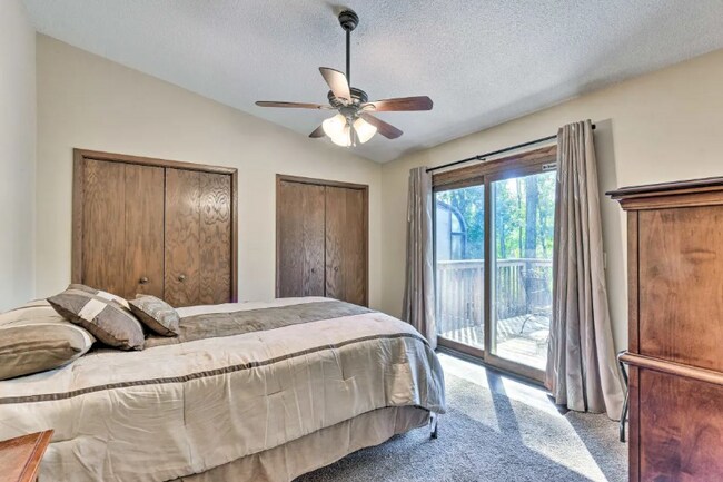 Foto del edificio - 15375 Trillium Cir