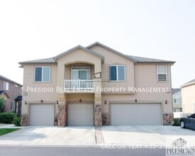 Building Photo - 3181 W Desert Lily Dr