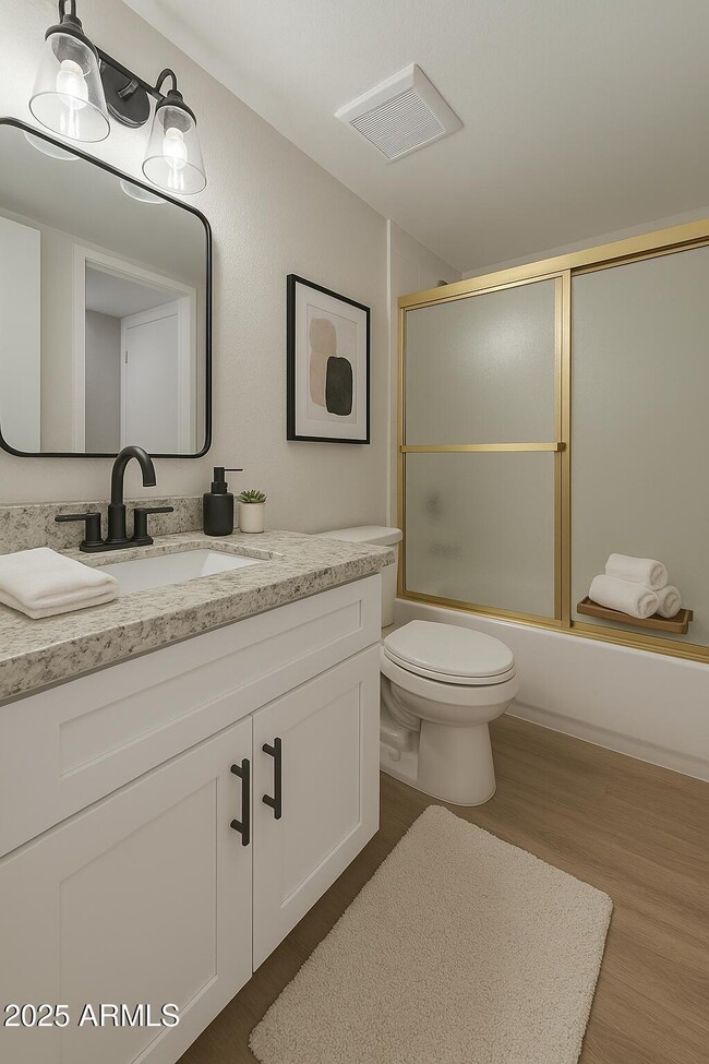 Foto del edificio - 7930 E Camelback Rd