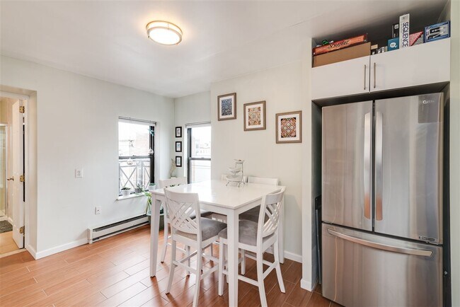 Foto del edificio - 132 Adams St