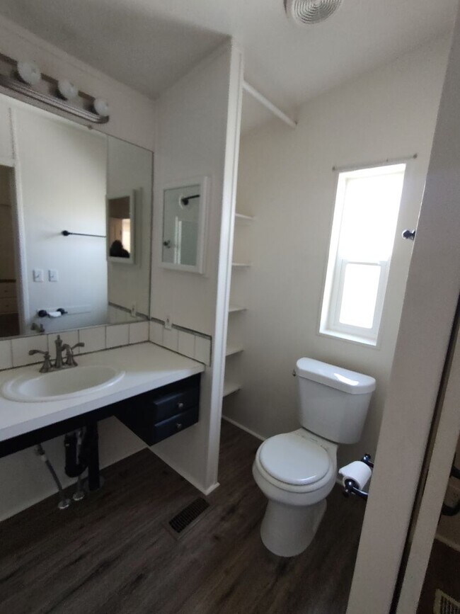 Foto del edificio - 3 Bedroom 2 Bath Manufactured House