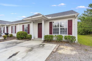 Building Photo - 625 Belle Court
